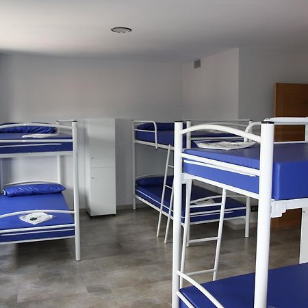 Хостел Albergue Outeiro Палас-де-Рей Экстерьер фото